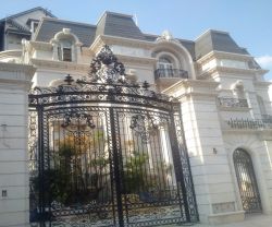 cho thue  ??biet thu  ??quan 2 phuong thao dien duong dang huu pho dien tich 1100m 1 ham 1 tret 2 lau san vuon   ho boi gia  12000 usd thang