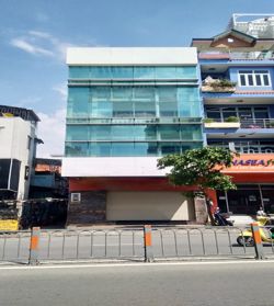 cho thue mat bang duong nguyen thai son dien tich 6x16m 3 lau gia 100tr th