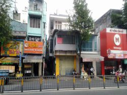 cho thue nha 3 mat tien duong le van duyet dien tich 45x15m no hau 9m chu l 1 lau gia 60tr th