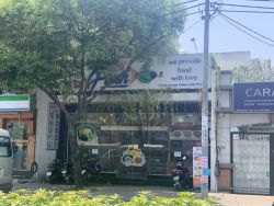 cho thue nha mat tien duong phan xich long dien tich 8mx17m no hau 9m gia 120tr th