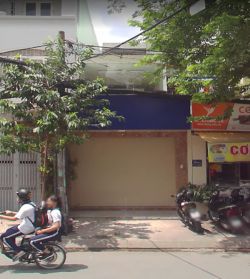 cho thue mat bang duong d1 dien tich 4x19m 1 lau gia 44tr th