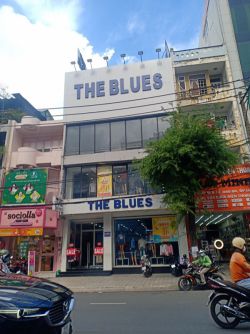 cho thue nha mat tien duong nguyen gia tri dien tich 8mx20m 3 lau gia 150tr th