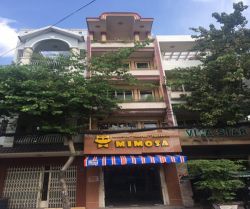 cho thue nha mt duong dong den4x18m1 tret 4 lau 42tr thang