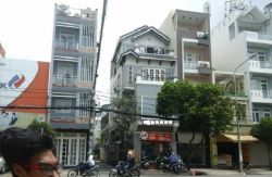 ban nha 2 mat tien duong tran khac chan phuong tan dinh quan 1