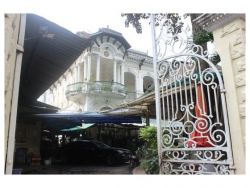 ban nha 2 mat tien duong nguyen dinh chieu va mac dinh chi quan 1