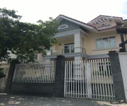 cho thue nha biet thu duong song hanh an phu quan 2 dt  10x20 ham tret 2 lau gia  70 trieu thang