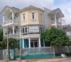 cho thue biet thu an phu duong 8a gia 2 500 usd