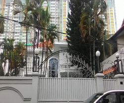 cho thue biet thu quan 2  duong giang van minh gia 5000usd