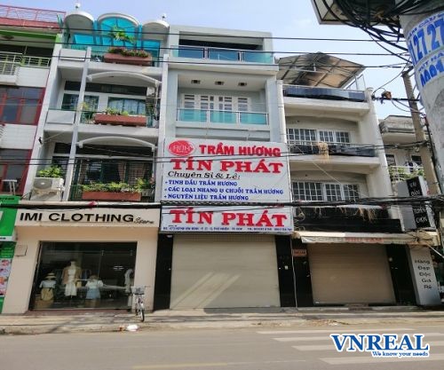 cho thue nha mat tien duong huynh van banh 4x13 m2 2 lau 40 trieu