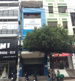 cho thue nha mat tien ho van hue phuong 9 5x18 tret 3 lau 48 trieu