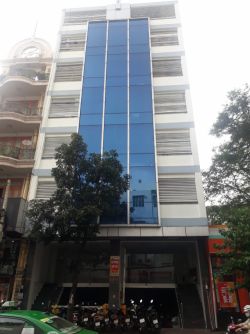 cho thue  mat bang mat tien duong nguyen dinh chieuq3 dt 10x11 tret lung6 lau gia 17000usd thang