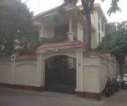 nha cho thue  goc 2 mat tien hxh duong truong cong dinh phuong 14 quan tan binh