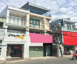 cho thue nha mat tien huynh van banh phuong 17 quan phu nhuan 4 5x20 tret 3 lau 65 trieu 