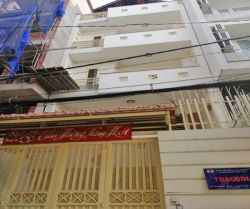 cho thue nha hem duong lam son 52x20 m2 3 lau 45 trieu