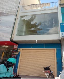 cho thue nha duong cong hoa 4m x 21m 1 tret 1 lau 45 trieu