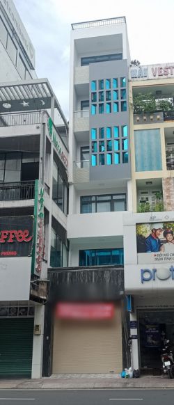 cho thue nha duong phan dinh phung phu nhuan 38m x 30m 1 ham 6 lau 1 san thuong 120 trieu