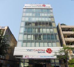 gia dinh bank office