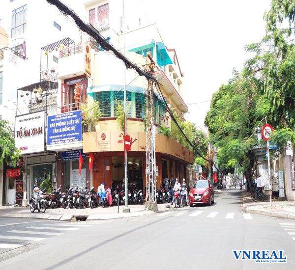 cho thue nha goc 2 mat tien dinh tien hoang va nguyen van thu quan 1