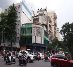 cho thue nha goc hai mat tien pham ngu lao va nguyen thai hoc quan 1