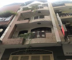 cho thue nha hoa cau 4x10m tret 3 lau 35 tr thang