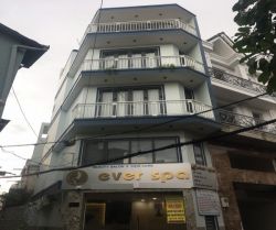 cho thue nha duong hoa dao 42x10m1 tret2 lau25 trieu