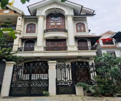 cho thue biet thu hoa dao 8x18 m ham 3 lau 70 tr thang