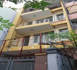 cho thue nha hem xe hoi mac dinh chi quan 1