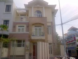 ban nha biet thu 2 mat tien duong hoa da va cu lao phuong 2 quan phu nhuan