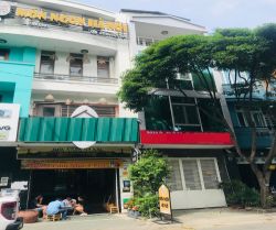 cho thue nha quan phu nhuan duong hoa phuong 4x16m tret 3 lau st gia 50 trieu