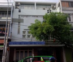 cho thue nha quan binh thanh duong hoang hoa tham 9x22 no hau 1 tret 3lau gia  85 trieu