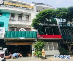 ban nha quan phu nhuan duong hoa phuong 4x16m 4 tang gia 25 ty 