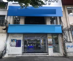 cho thue mat bang mt nguyen hue p ben nghe q1 5x 20m  1 tret  1 lau  gia  322 trieu thang