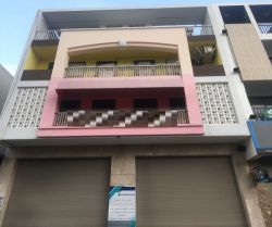 cho thue nha hoa su 8 x 18 m  1 tret lung 3 lau 140 tr thang