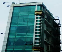 ban khach san mt duong hoang van thu p 2 q  phu nhuandt 4 5x18m 1 tretlung 6 lau 10 phong noi that cao cap 