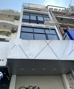 cho thue nha mat tien quan 3 duong hai ba trung phuong 8 quan 3 gia 5 500 