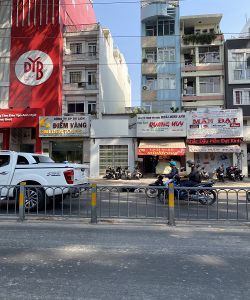 cho thue nha mat tien quan 1 duong nguyen thi minh khai phuong nguyen cu trinh quan 1 gia 65 trieu