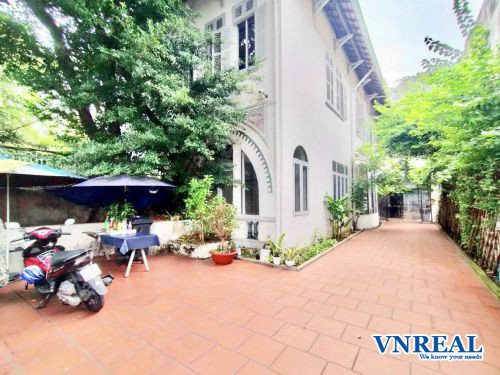 cho thue villa duong dien bien phu quan 3 ngang 9x40m gia 10 000usd 