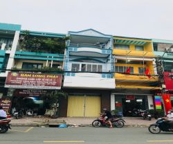 cho thue nha mat tien le quang dinh 4x17m 3 tang gia 35 trieu