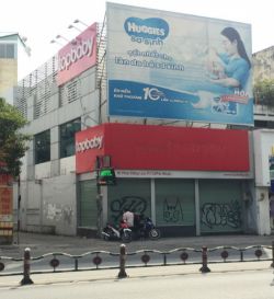 cho thue nha hai mat tien phan dang luu phuong 7  8x20 tret 2 lau 120 trieu 