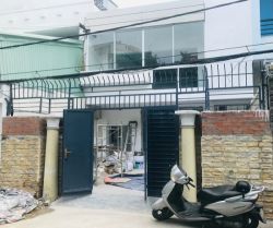 cho thue nha quan binh thanh duong tan cang 6x22m 2 tang gia 30 trieu