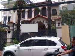 ban nha biet thu mat tien duong tan canh phuong 1 quan tan binh