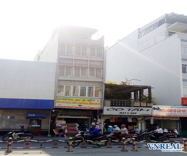 ban nha duong phan dang luu phuong 1 quan phu nhuan