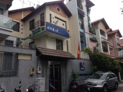 ban nha mat tien duong hoa lan  phuong 2  quan phu nhuan