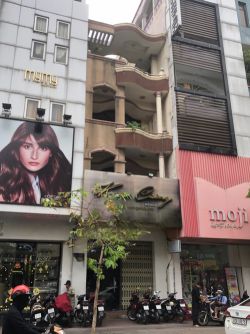 cho thue nha mat tien duong nguyen dinh chieu 4 5m x 15m 1 tret   gia 30 trieu 