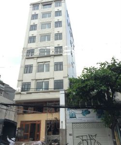 cho thue nha dao duy anh phuong 9 dt  8x25 ham tret lung 7 lau 15000 usd