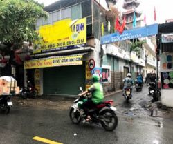 cho thue nha mat tien thich quang duc 6x19m tret 1 lau gia 45 trieu