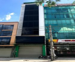 cho thue nha mat tien dinh bo linh 7x12m ham 6 tang gia 130 trieu