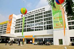 khu trien lam office building