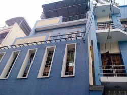 ban nha hem lac long quan phuong 10 quan phu nhuan