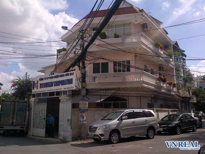 ban nha biet thu gan san bay tsn duong lam son phuong 2 quan tan binh